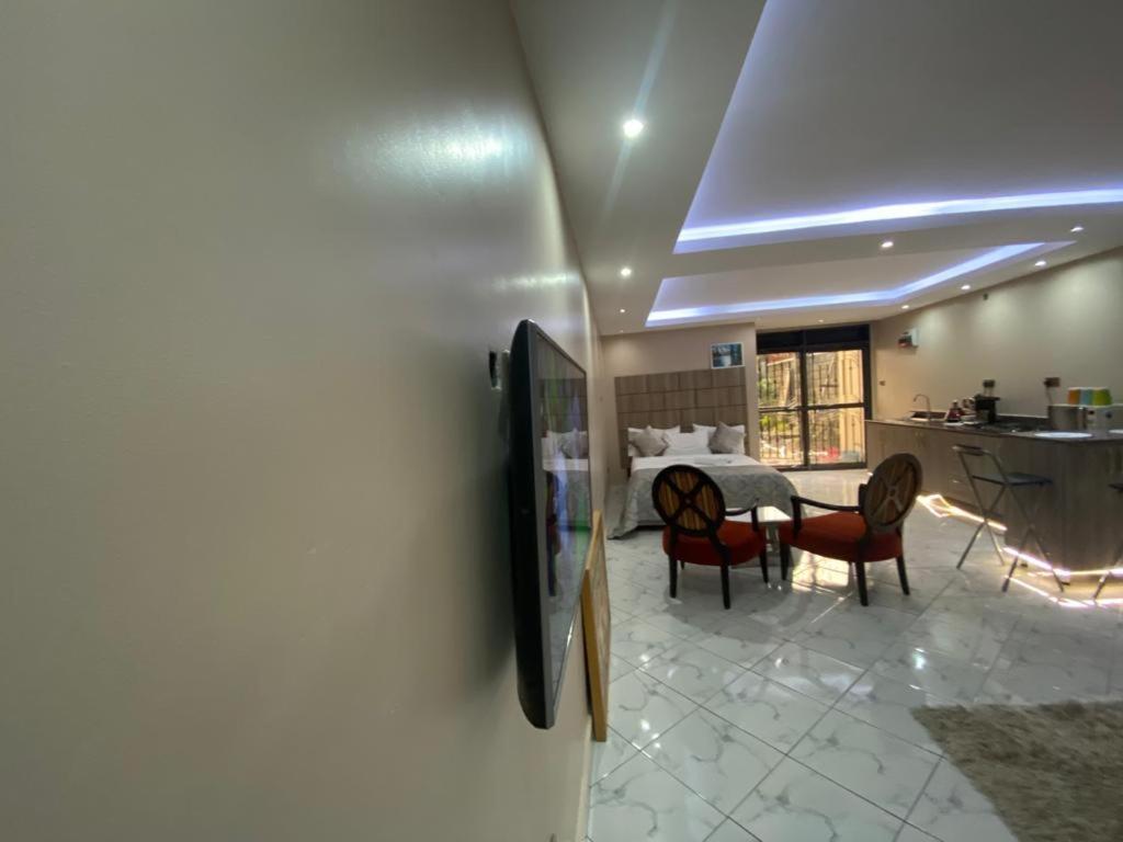 Trendy Apartments 엔테베 외부 사진
